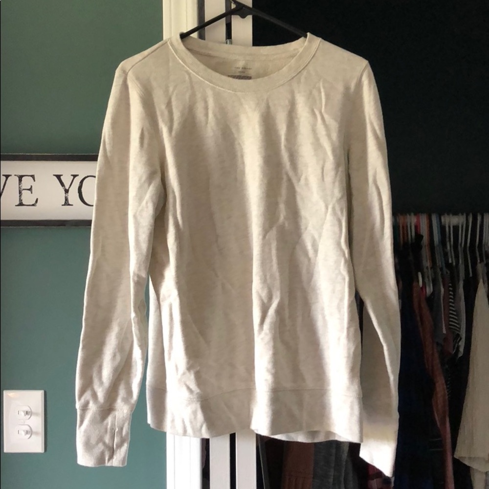 Sweatshirt